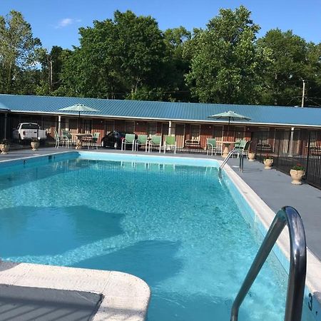 Merrimac Inn & Suites ウィリアムズバーグ エクステリア 写真