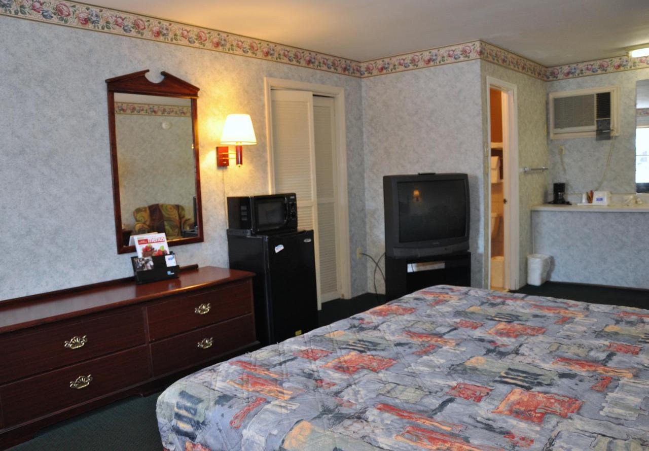 Merrimac Inn & Suites ウィリアムズバーグ エクステリア 写真